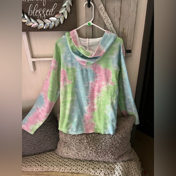 Size XL Sun river tie dye hoodie - Picture 2 of 5